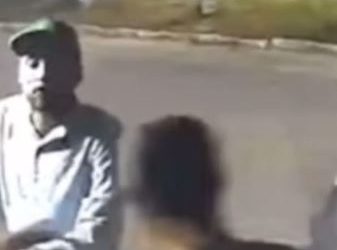 Polícia divulga imagens do suspeito de roubo de celulares e carro em quiosque localizado em praça de Itaporanga D’Ajuda