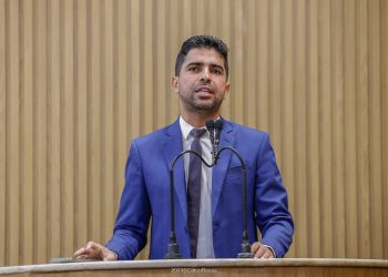 Pastor Diego questiona instalação de câmeras nos uniformes da GMA