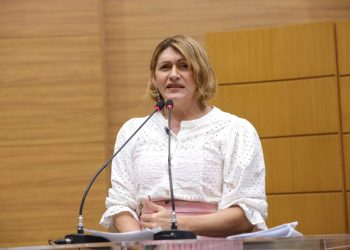 Linda Brasil pede instalação de câmeras corporais em agentes da PM e PC/SE