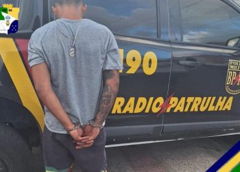 Polícia cumpre mandado de prisão durante abordagem em Maruim