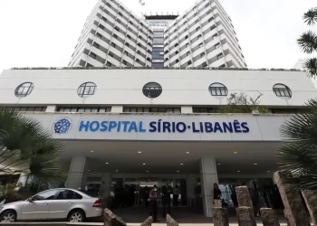 Procedimento “foi um sucesso” e presidente Lula já está conversando