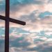 Porque, se cremos que Jesus morreu e ressuscitou, assim também aos que em Jesus dormem, Deus os tornará a trazer com ele.