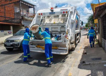 Aracaju inicia nova operação de coleta de lixo com economia e tecnologia avançada