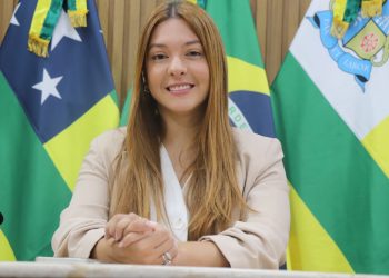 Moana Valadares inicia mandato na Câmara de Aracaju com 22 projetos de lei