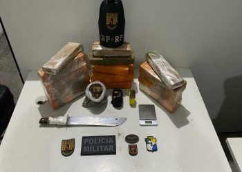 Polícia apreende 15 kg de maconha na Zona Sul da capital