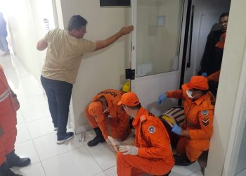 Elevador despenca em prédio anexo da Câmara de Aracaju e deixa duas mulheres feridas