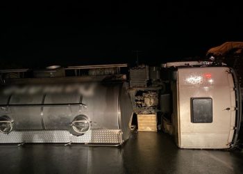 Motorista fica ferido em acidente com caminhão-tanque na SE 220 em Sergipe