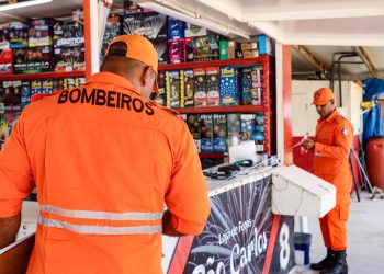 CBMSE fiscaliza barracas de fogos para garantir segurança nos festejos juninos