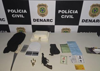 Denarc apreende 3kg de cocaína e arma durante ação em Nossa Senhora do Socorro