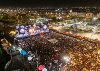 Festejos juninos seguem neste sábado (31) com shows e atrações culturais na Orla da Atalaia