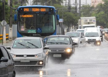 Sergipe tem alerta de chuvas intensas com risco de trovoadas e ventos de até 100 km/h