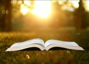 A minha alma espera somente em Deus; dele vem a minha salvação.