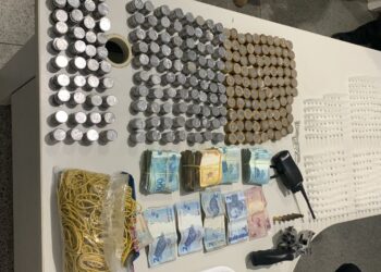 Polícia prende homem por tráfico e apreende drogas, arma e R$ 40 mil em Ribeirópolis