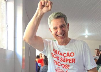 Rogério Carvalho é eleito presidente estadual do PT em Sergipe