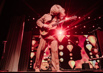 Show da turnê “Acústicos Engenheiros do Hawaii” terá lançamento da nova música de Humberto Gessinger