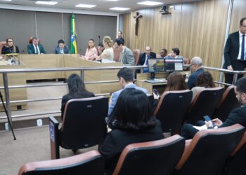 Alese aprova reajuste salarial para servidores estaduais
