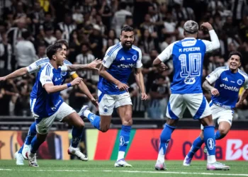 Cruzeiro vence Atlético-MG fora de casa e abre vantagem na Copa do Brasil
