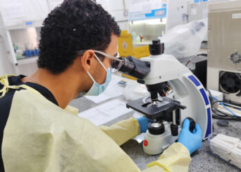 Lacen/SE reforça atuação no diagnóstico rápido da meningite bacteriana em Sergipe