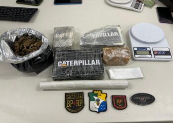 Polícia prende mulher por suspeita de tráfico de drogas na Zona Norte de Aracaju