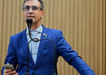 Lúcio Flávio denuncia proselitismo político em prova da UFS