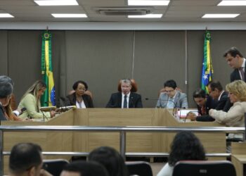 Alese aprova repasse de recursos do Fundef a professores da rede estadual