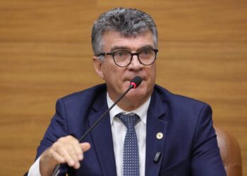 Deputado cobra solução da Energisa para quedas de energia na Barra dos Coqueiros