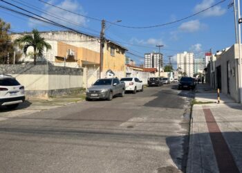 Rua Péricles Muniz Barreto passa a ser mão única em Aracaju
