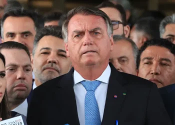 STF inicia julgamento de Bolsonaro e mais sete aliados
