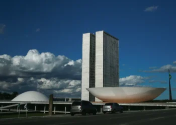 Câmara dos Deputados poderá ter bancada cristã