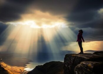 Não temerei dez milhares de pessoas que se puseram contra mim e me cercam.