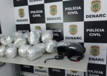 Polícia apreende 20kg de maconha com motoboy no bairro Olaria