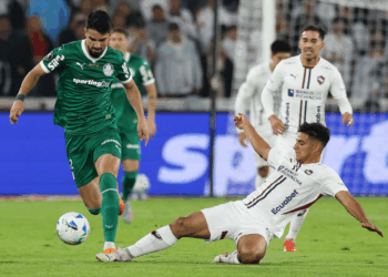 Palmeiras sente altitude de Quito, joga mal e perde de 3 a 0 para LDU