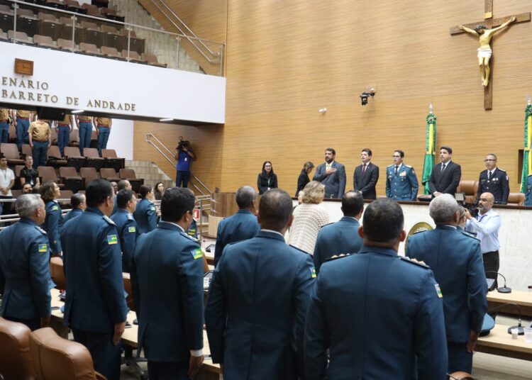 Alese celebra 105 anos do Corpo de Bombeiros Militar de Sergipe em Sessão Especial