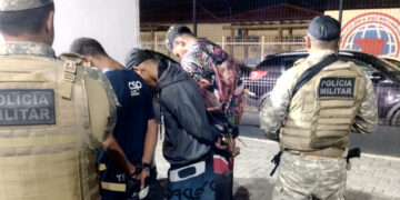 Bope prende trio suspeito de roubo e recupera objetos da vítima em Nossa Senhora do Socorro