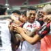 Flamengo goleia, assume liderança, e Sport é rebaixado, derrota do Palmeiras beneficia Rubro-Negro