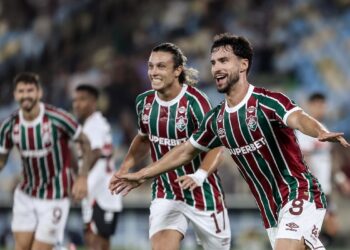 Fluminense goleia São Paulo por 6 a 0 e garante vaga na pré-Libertadores
