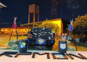 Polícia apreende 140 kg de maconha em residência