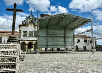 São Cristóvão inicia montagem dos palcos para a 40ª edição do FASC