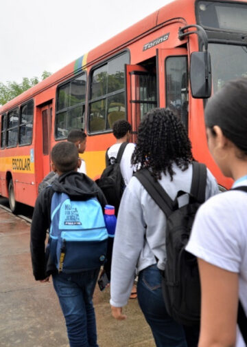 Seed mobiliza 402 veículos para garantir transporte de estudantes no Enem em Sergipe