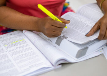 Sergipe abre inscrições para concurso com 300 vagas para professores da rede estadual