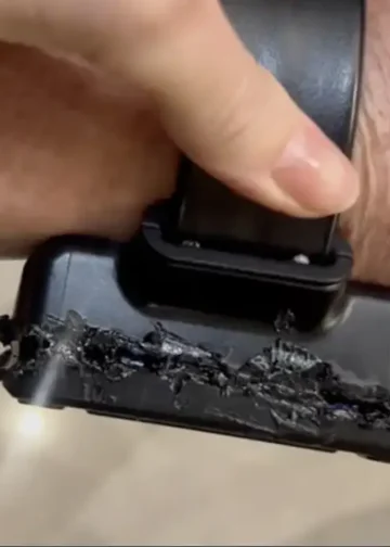 Bolsonaro tentou abrir tornozeleira eletrônica com ferro de solda, aponta relatório enviado ao STF