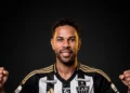 Atlético-MG anuncia o lateral-esquerdo Renan Lodi