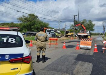 Avenida Dr. Carlos Rodrigues da Cruz é interditada em Aracaju