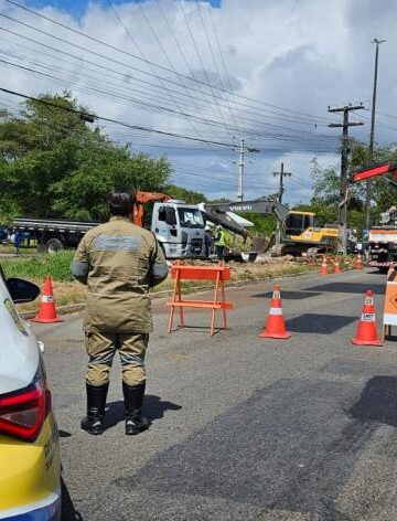 Avenida Dr. Carlos Rodrigues da Cruz é interditada em Aracaju