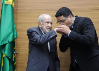 Deputados da Alese manifestam pesar pela morte do Secretário Especial de Legislação, Dr. Deoclécio Vieira Filho