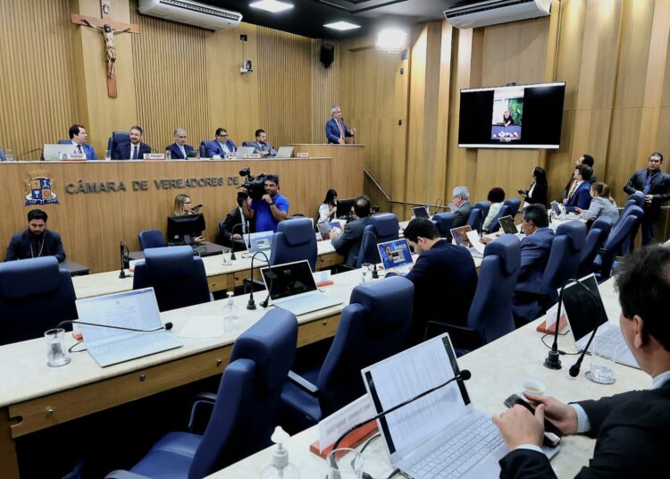 Câmara de Aracaju aprova 61 leis sancionadas pelo Executivo em 2025