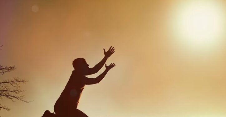 Provérbios 16: Nos ensina que o homem planeja, mas é Deus quem dirige seus passos, exaltando a importância da humildade.