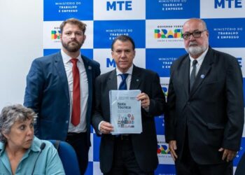 FITERT defende direitos dos radialistas em reunião com Ministro do Trabalho sobre regulamentação da Lei do Trabalhador Multimídia