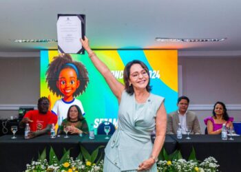 Prefeita empossa 88 professores da rede municipal