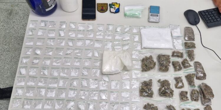 BPRp prende homem por tráfico de drogas no bairro Santa Maria